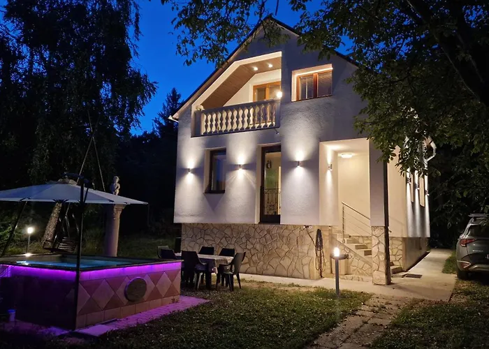 Pilis Hills View Deluxe House With Pool & Ac Near Bp