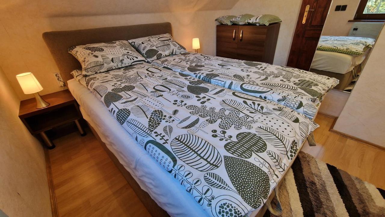 Holiday home Pilis Hills View Deluxe House With Pool & Ac Near Bp *