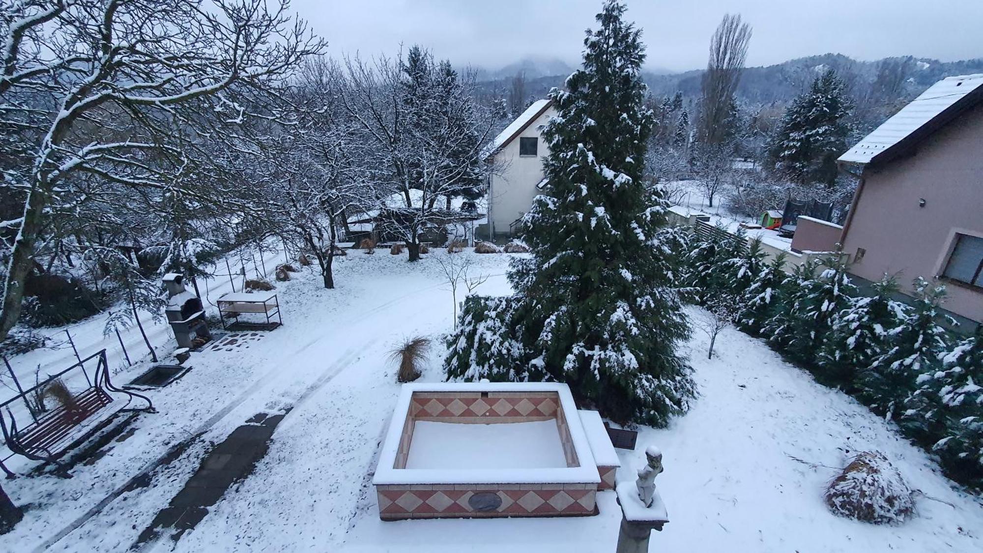 Case de vacanță Pilis Hills View Deluxe House With Pool & Ac Near Bp *